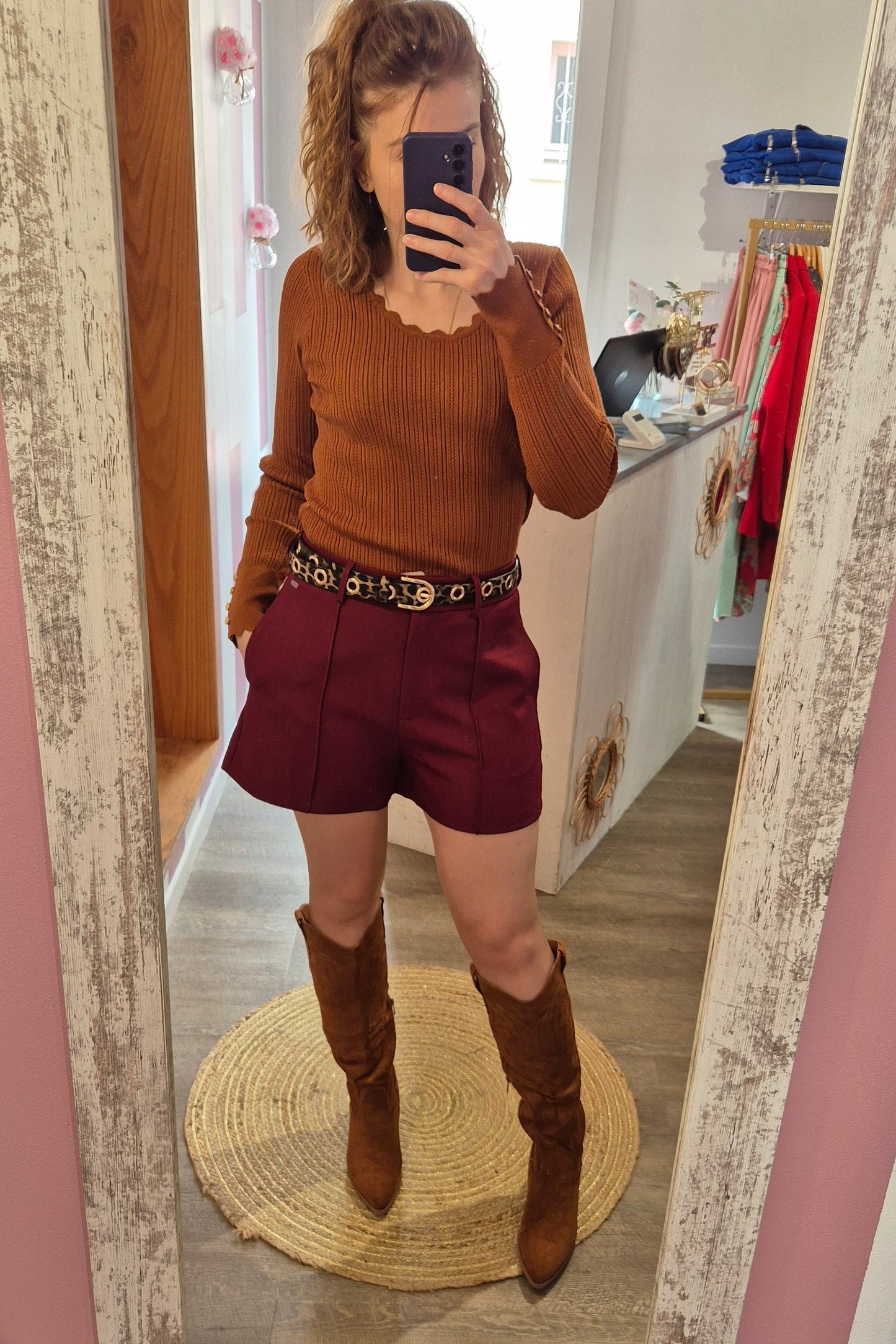 Short "Greta"