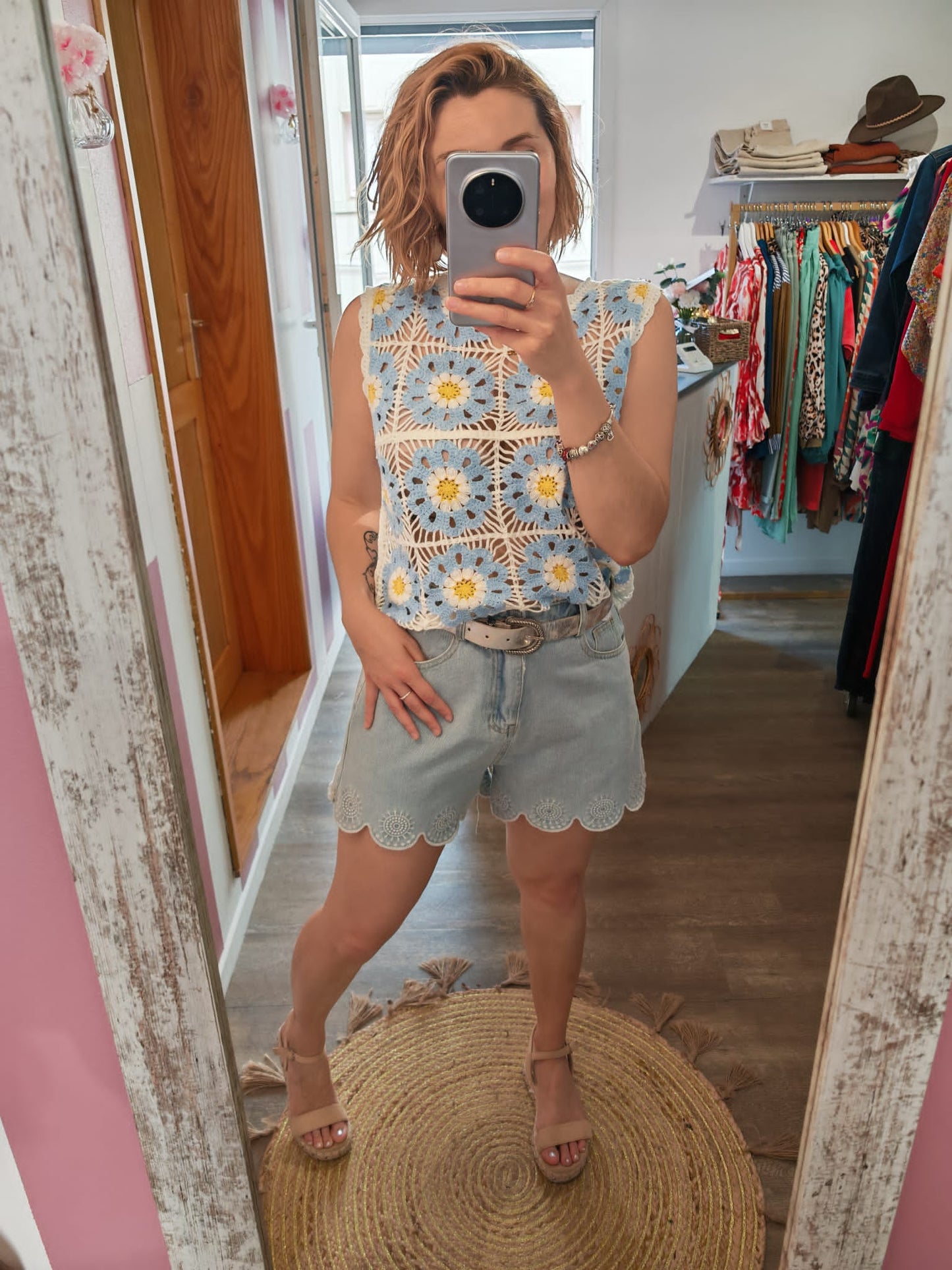 Short "Dona"