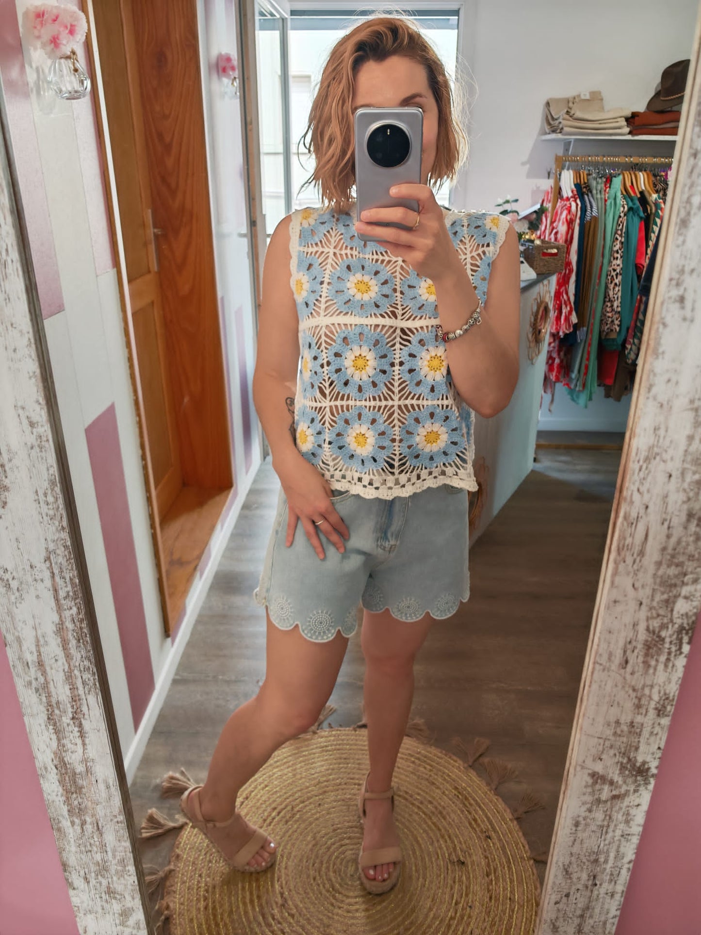 Short "Dona"