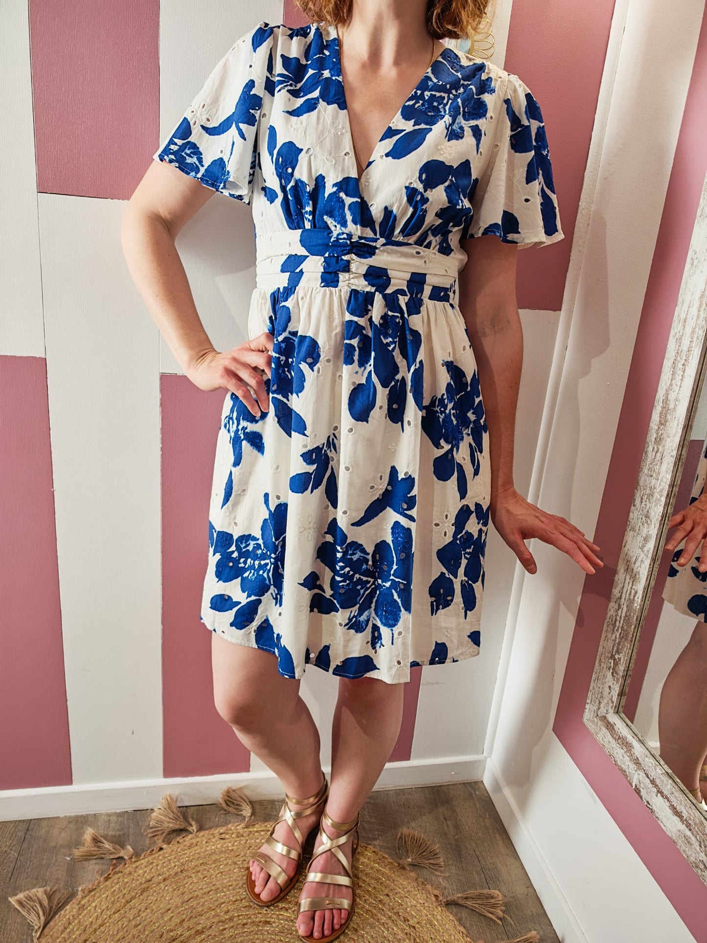 Robe "Nikki"