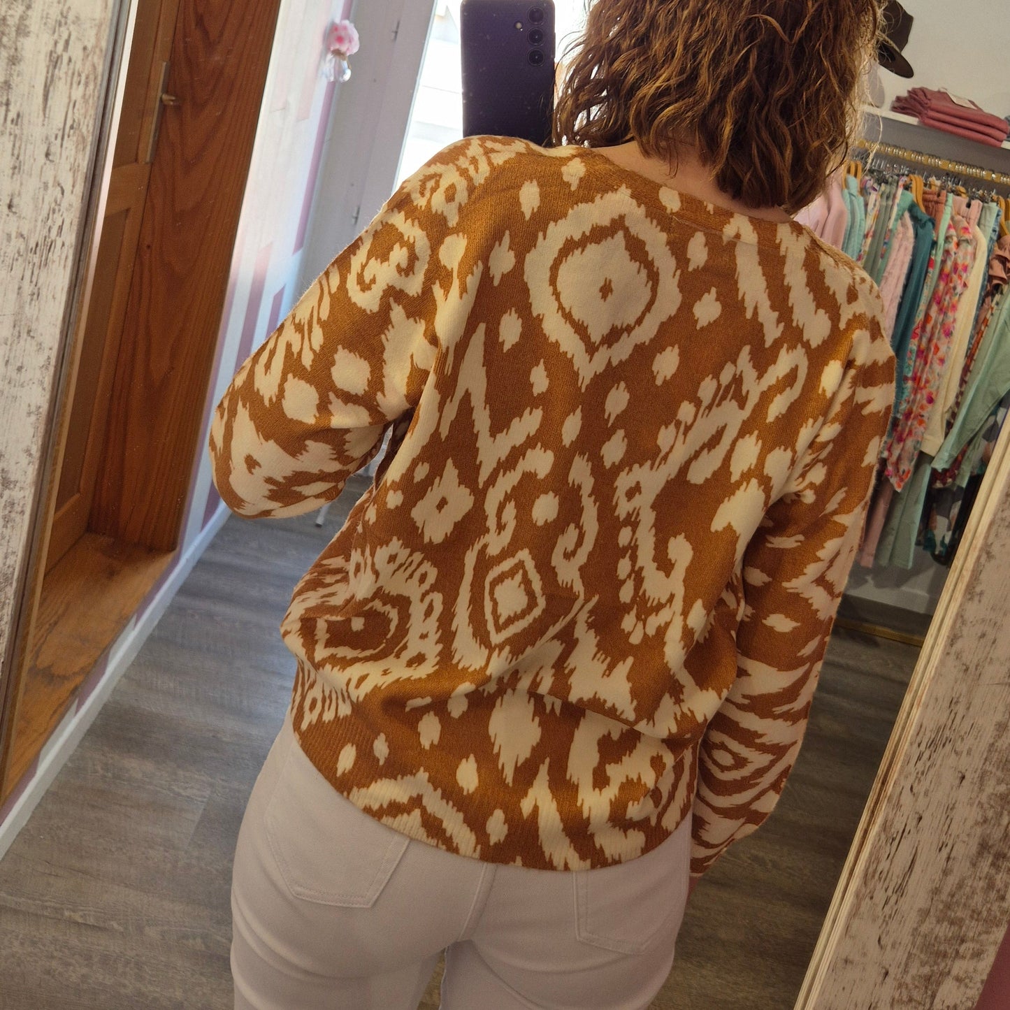 Pull "Aéna"