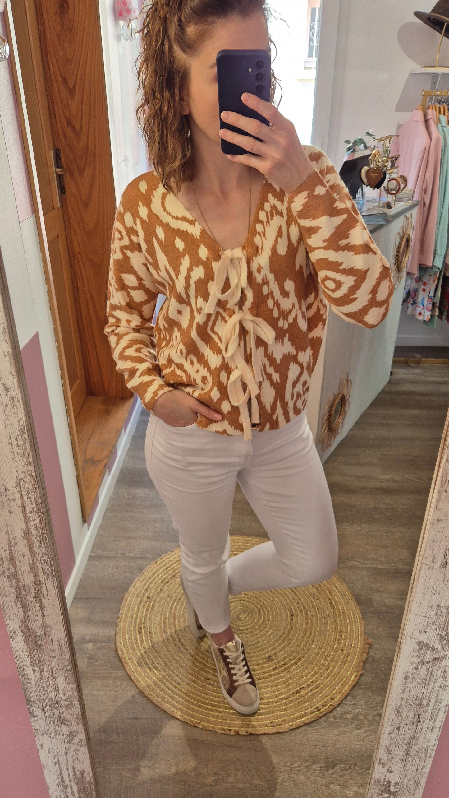 Pull "Aéna"