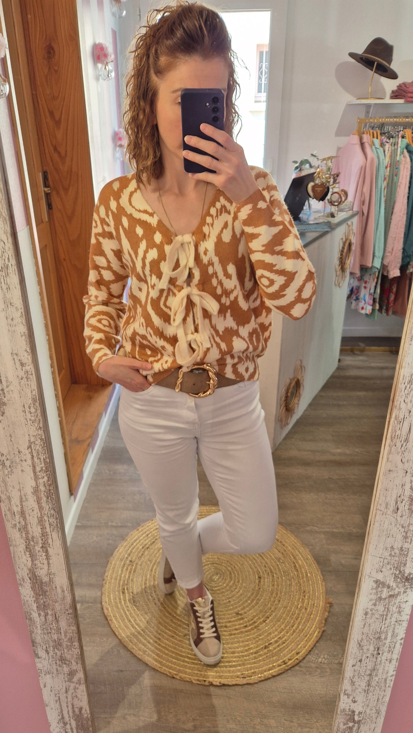 Pull "Aéna"